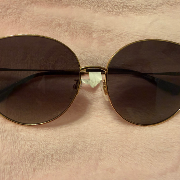 Moschino Sunglasses - Picture 1 of 6